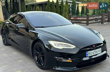 Лифтбек Tesla Model S 2015 в Тернополе
