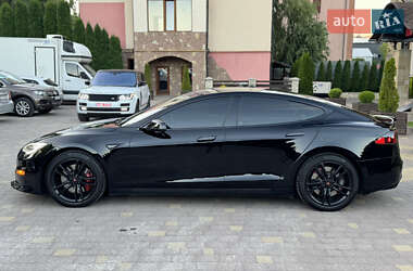 Лифтбек Tesla Model S 2015 в 
