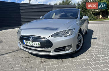 Лифтбек Tesla Model S 2014 в Житомире