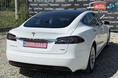 Лифтбек Tesla Model S 2017 в 