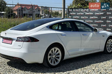 Лифтбек Tesla Model S 2017 в 