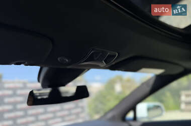 Лифтбек Tesla Model S 2017 в 
