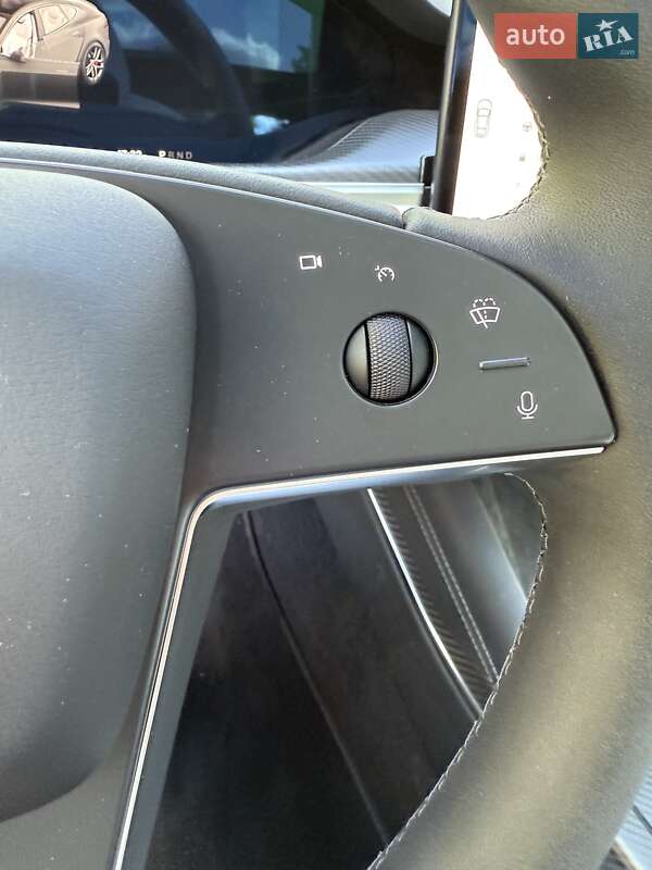 Ліфтбек Tesla Model S 2024 в Києві