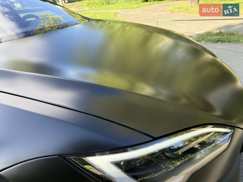 Ліфтбек Tesla Model S 2024 в Києві