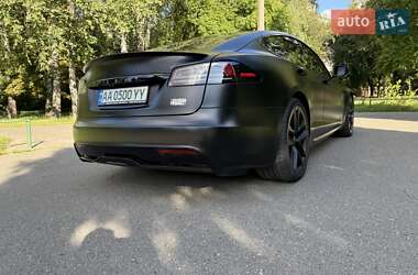 Лифтбек Tesla Model S 2024 в 