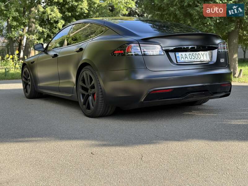 Ліфтбек Tesla Model S 2024 в Києві