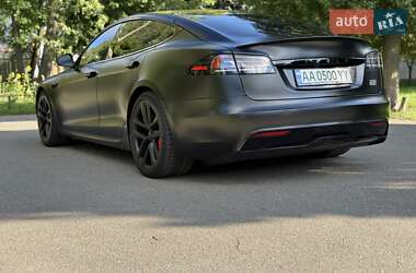 Лифтбек Tesla Model S 2024 в 