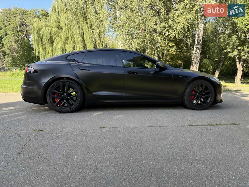 Ліфтбек Tesla Model S 2024 в Києві