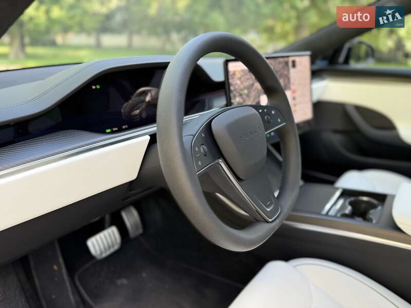 Ліфтбек Tesla Model S 2024 в Києві