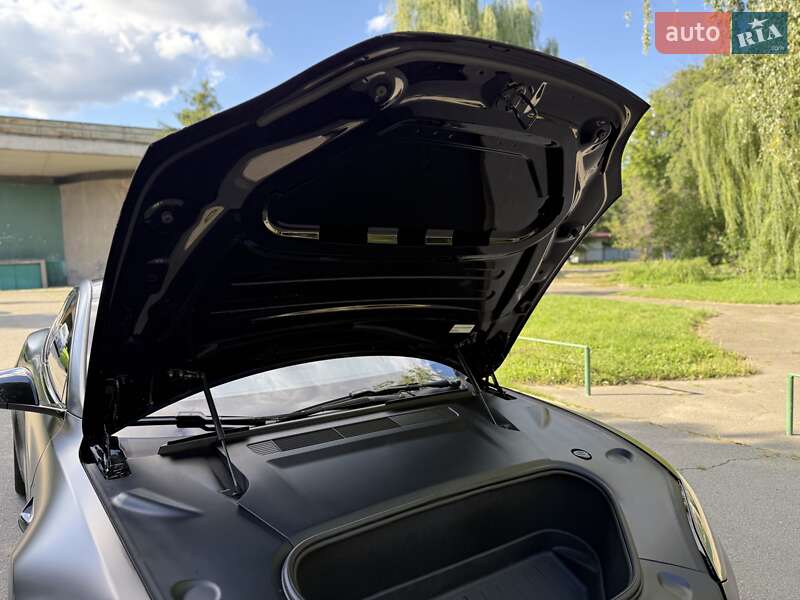 Ліфтбек Tesla Model S 2024 в Києві