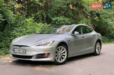 Лифтбек Tesla Model S 2016 в 