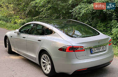 Лифтбек Tesla Model S 2016 в 