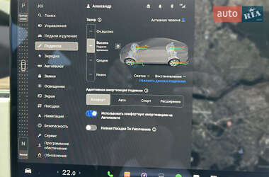 Лифтбек Tesla Model S 2022 в 