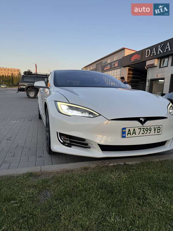 Ліфтбек Tesla Model S 2020 в Кам'янець-Подільському фото 3 Ліфтбек Tesla Model S 2020 в Кам'янець-Подільському
