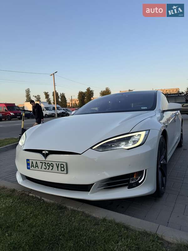 Лифтбек Tesla Model S 2020 в Каменец-Подольском фото 11 Лифтбек Tesla Model S 2020 в Каменец-Подольском