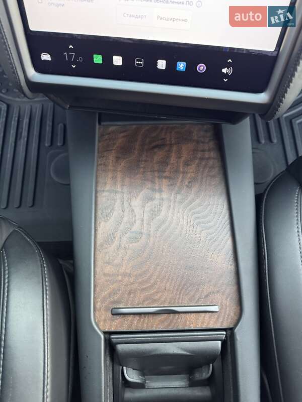 Лифтбек Tesla Model S 2020 в Каменец-Подольском фото 31 Лифтбек Tesla Model S 2020 в Каменец-Подольском