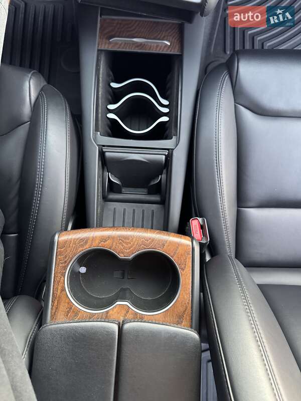 Лифтбек Tesla Model S 2020 в Каменец-Подольском фото 37 Лифтбек Tesla Model S 2020 в Каменец-Подольском