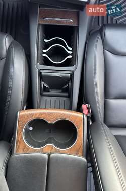 Лифтбек Tesla Model S 2020 в 