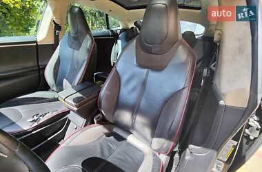 Лифтбек Tesla Model S 2012 в 