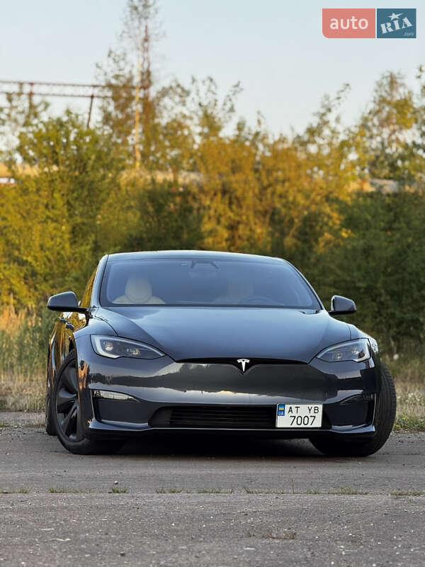 Ліфтбек Tesla Model S 2022 в Калуші