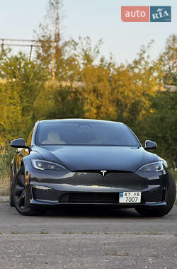 Лифтбек Tesla Model S 2022 в 