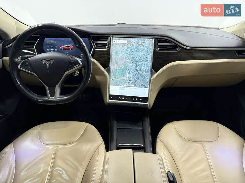 Ліфтбек Tesla Model S 2014 в Одесі