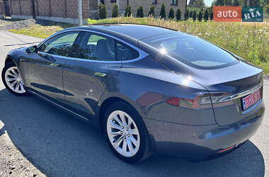 Лифтбек Tesla Model S 2018 в 