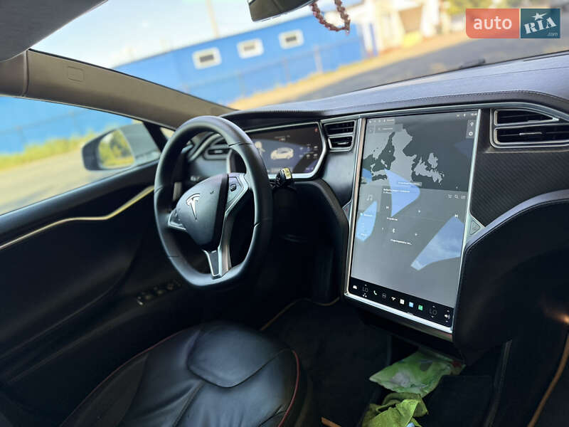 Лифтбек Tesla Model S 2013 в Днепре