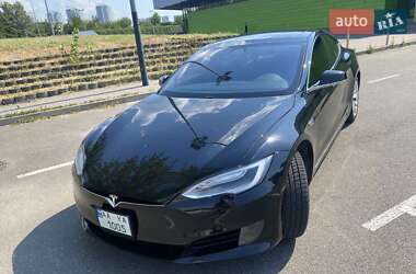 Лифтбек Tesla Model S 2016 в 