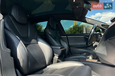 Лифтбек Tesla Model S 2019 в 