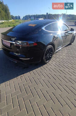 Лифтбек Tesla Model S 2013 в 