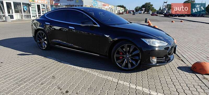 Лифтбек Tesla Model S 2014 в Одессе