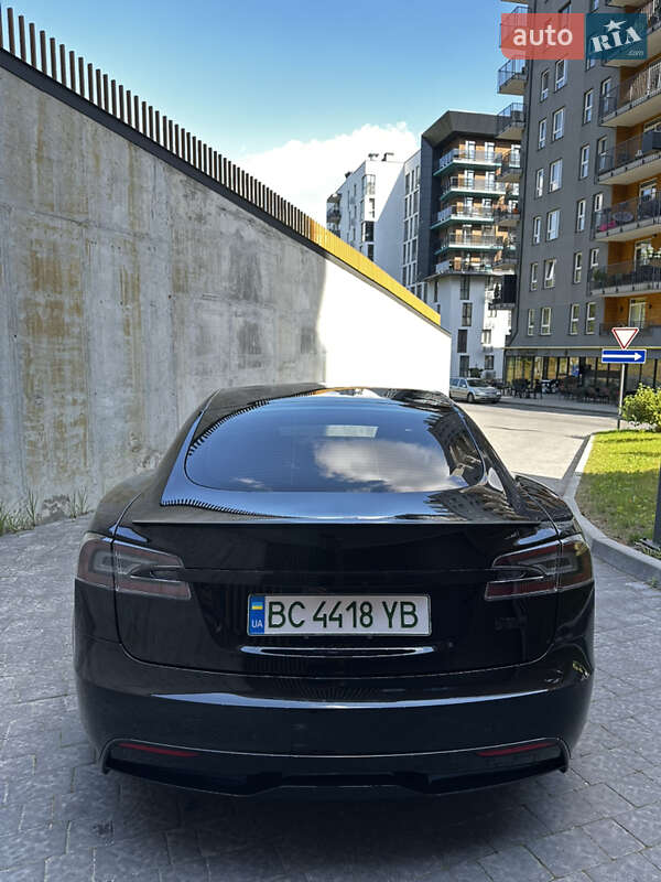 Лифтбек Tesla Model S 2021 в Львове фото 6 Лифтбек Tesla Model S 2021 в Львове