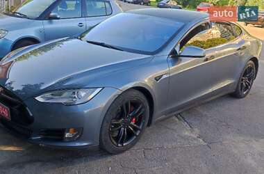 Лифтбек Tesla Model S 2014 в Киеве