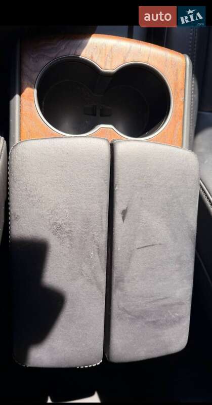 Ліфтбек Tesla Model S 2020 в Тернополі фото 10 Ліфтбек Tesla Model S 2020 в Тернополі