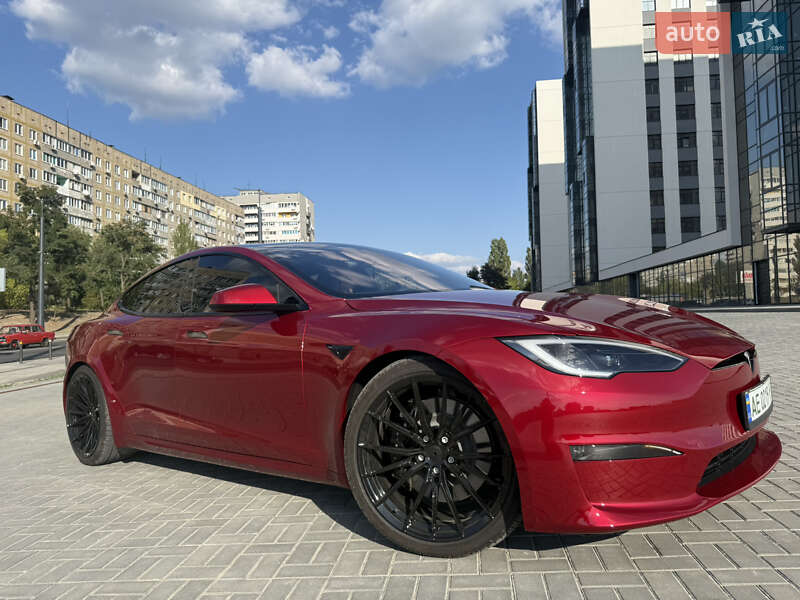 Лифтбек Tesla Model S 2023 в Днепре
