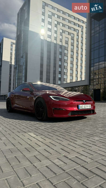 Лифтбек Tesla Model S 2023 в Днепре