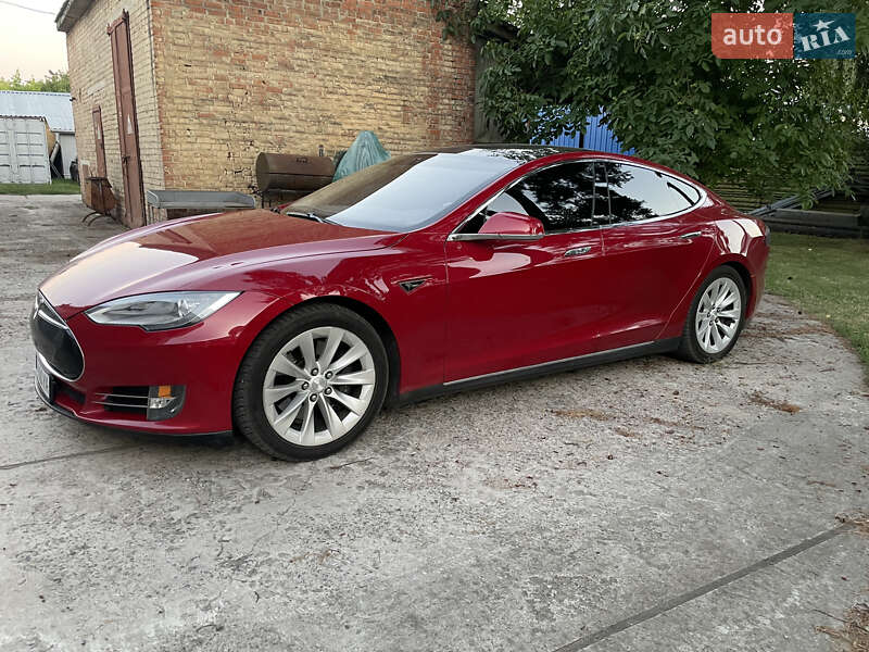 Лифтбек Tesla Model S 2013 в Чернигове фото 9 Лифтбек Tesla Model S 2013 в Чернигове