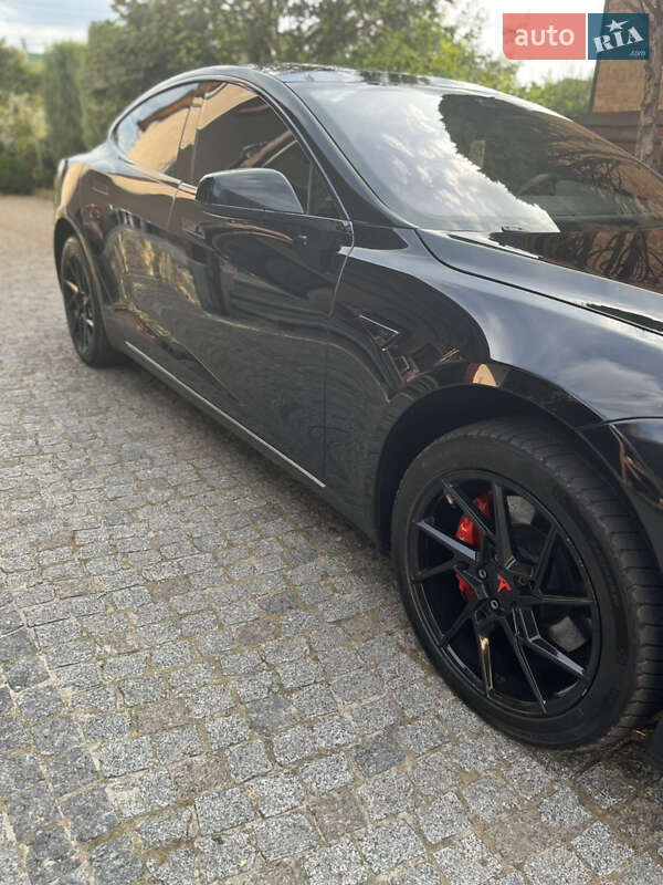 Лифтбек Tesla Model S 2016 в Малехове фото 14 Лифтбек Tesla Model S 2016 в Малехове