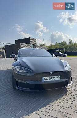 Лифтбек Tesla Model S 2024 в 