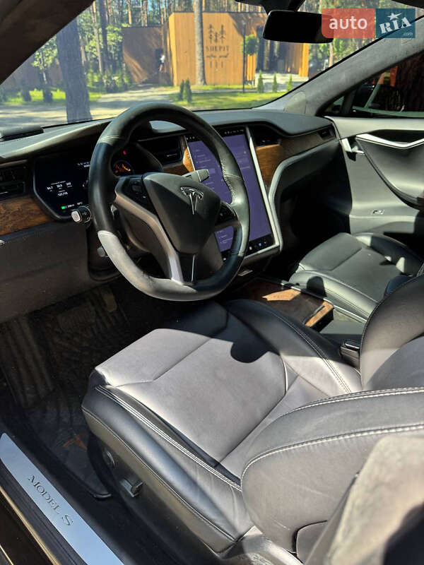 Ліфтбек Tesla Model S 2018 в Києві фото 10 Ліфтбек Tesla Model S 2018 в Києві