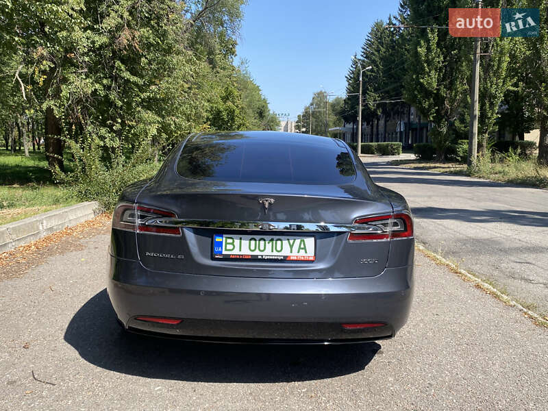Лифтбек Tesla Model S 2017 в Кременчуге фото 4 Лифтбек Tesla Model S 2017 в Кременчуге