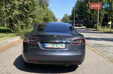 Лифтбек Tesla Model S 2017 в 