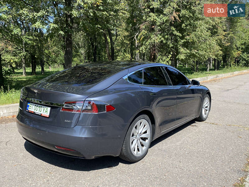 Лифтбек Tesla Model S 2017 в Кременчуге фото 8 Лифтбек Tesla Model S 2017 в Кременчуге