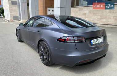 Лифтбек Tesla Model S 2022 в 