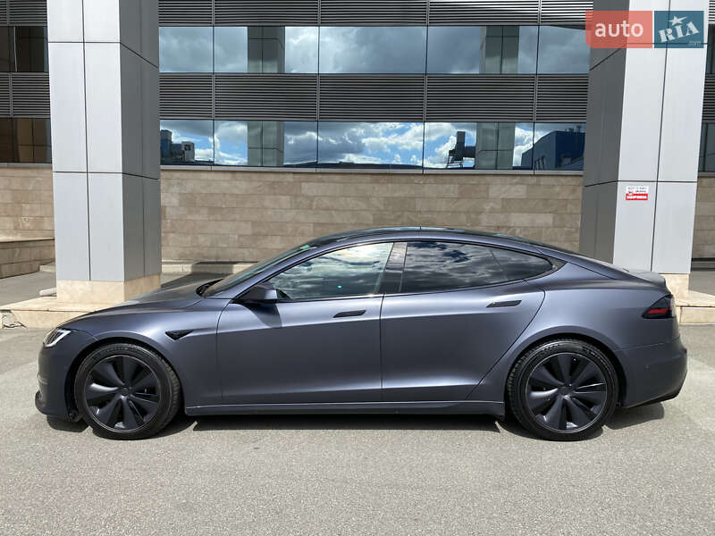 Лифтбек Tesla Model S 2022 в Киеве фото 11 Лифтбек Tesla Model S 2022 в Киеве