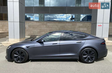 Лифтбек Tesla Model S 2022 в 