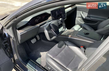 Лифтбек Tesla Model S 2022 в 