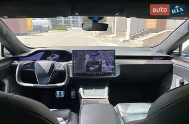 Лифтбек Tesla Model S 2022 в 