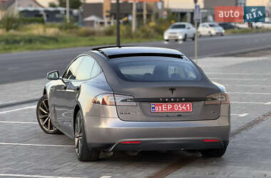 Лифтбек Tesla Model S 2013 в 